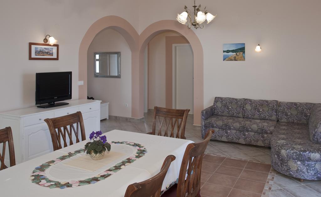 Apartment Parlov Rogoznica  Chambre photo