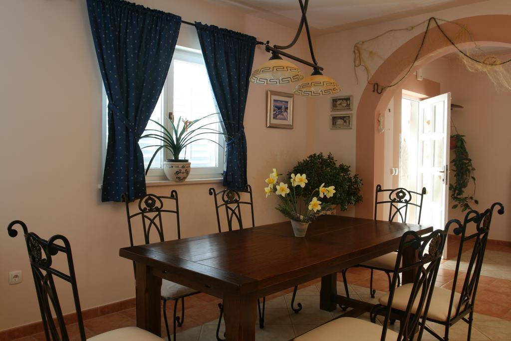 Apartment Parlov Rogoznica  Chambre photo